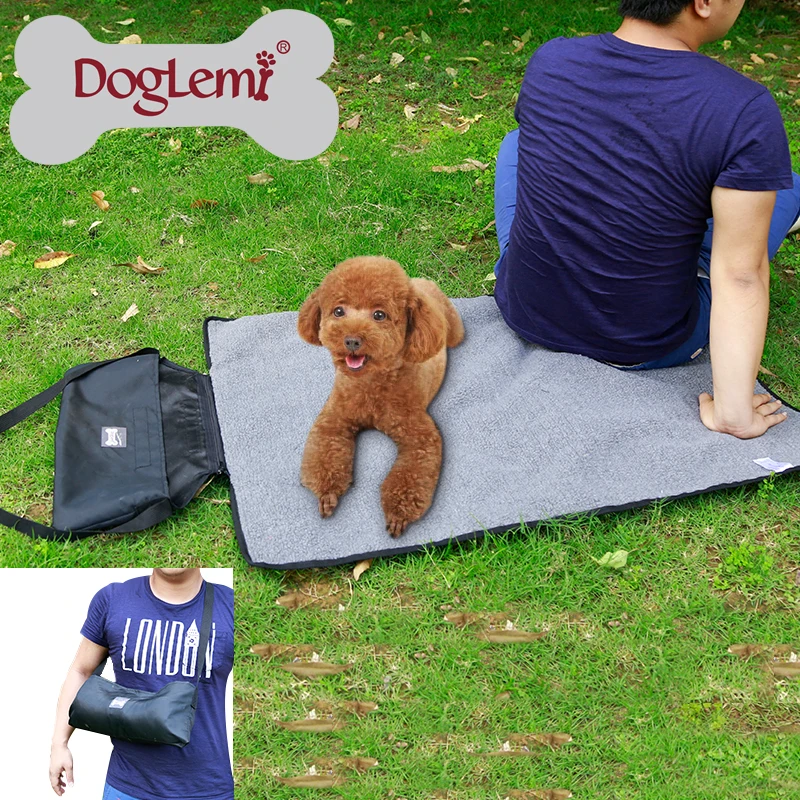 Outdoor Portable Roll in Pet Blanket with Bag,Travel dog mat blanket