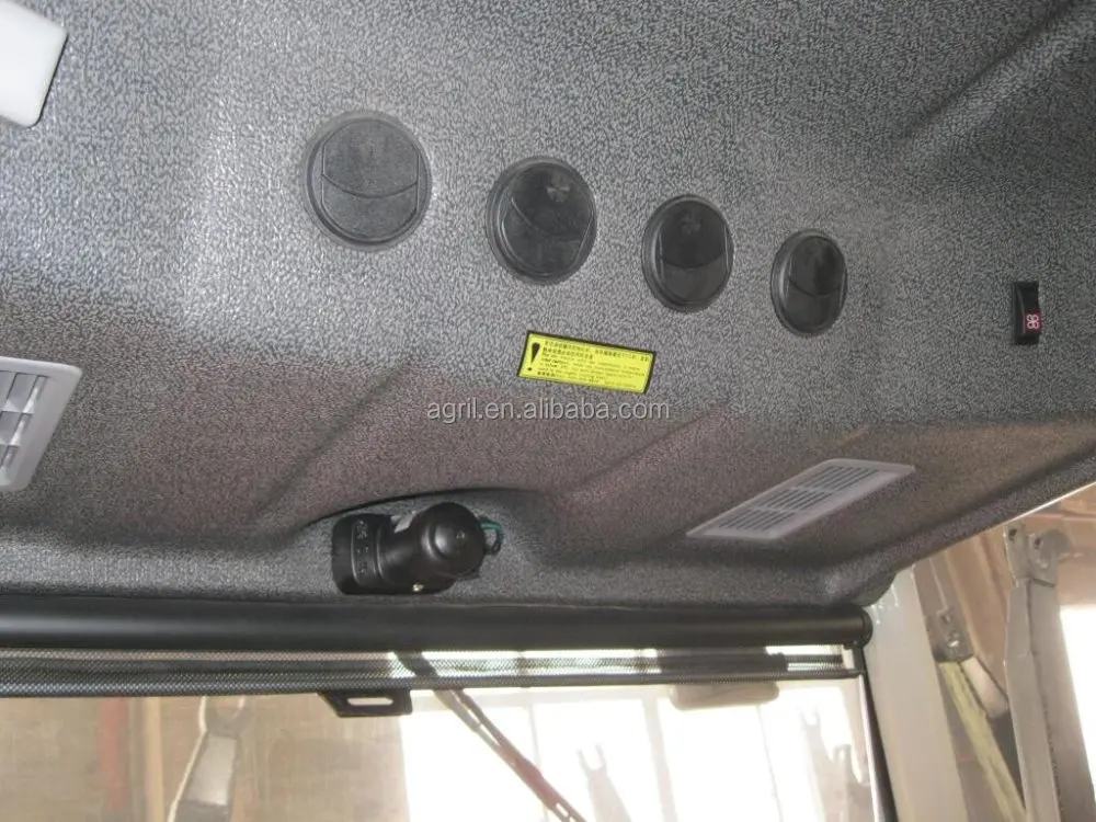 Top quality good price hot sale 200Hp, 4WD farm tractor 2004 with power shift and air conditioner, CE certification