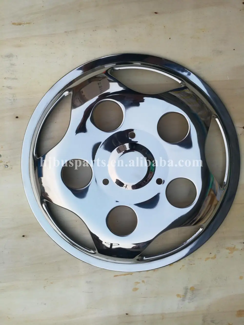 
Quality Chinese product 17 inch bus wheel over hub cap for bus parts 