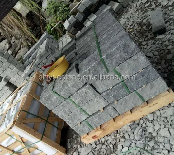 
Padang Dark Grey G654 Granite Kerbstone 