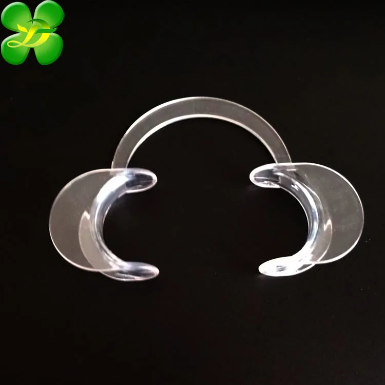 Teeth whitening cheek retractor