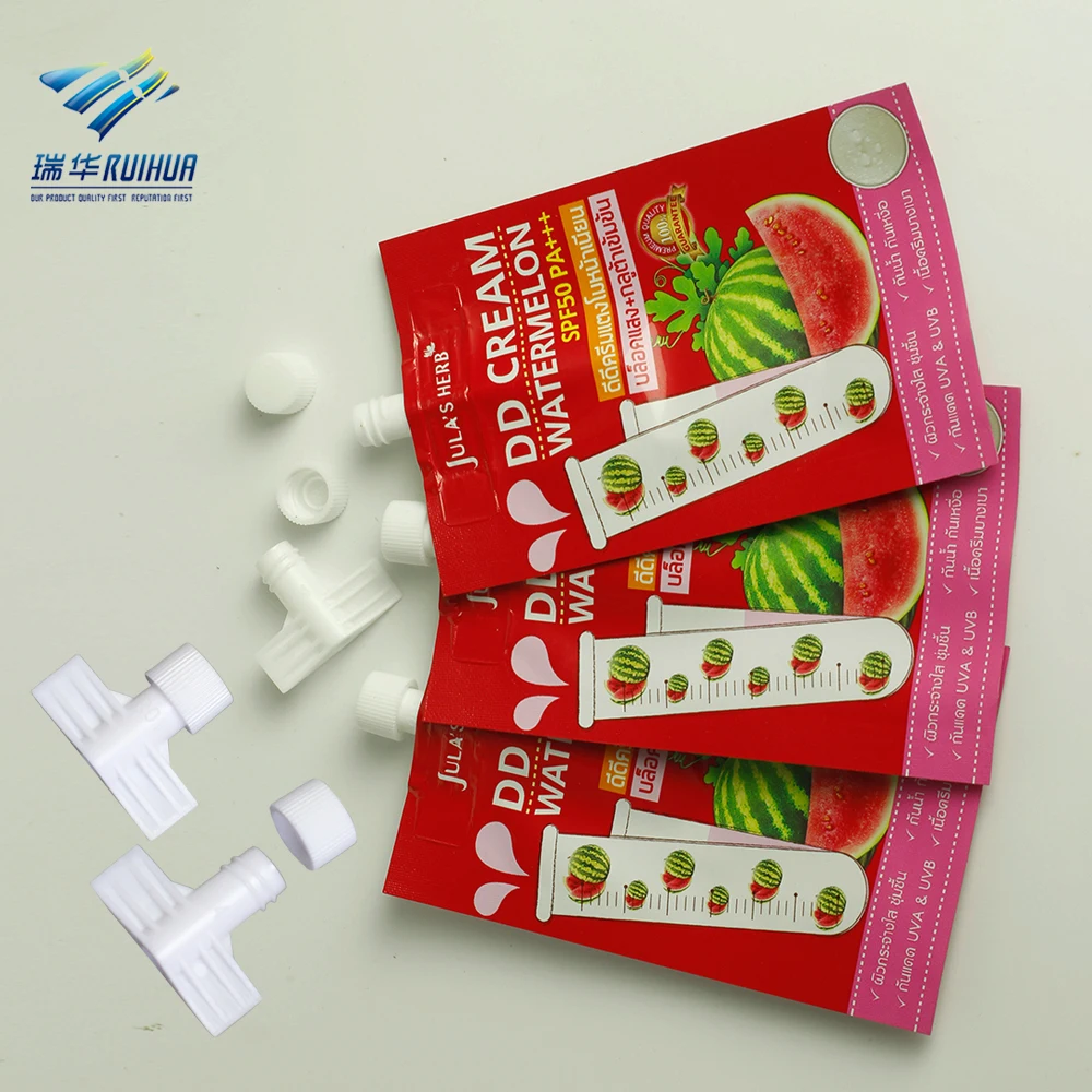 Mini shampoo body wash lotion spout caps and closures for doypack stand-up pouch