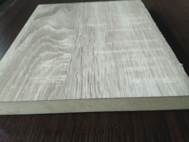 Дешевая ДПК/НПВХ пенопласт современная дверь