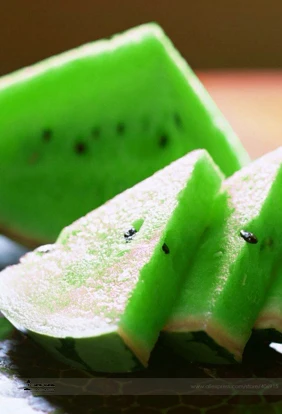 Green Watermelon F3 Seeds, Professional Pack, 20 Seeds / Pack, Very Sweet 13% Sugar Juicy Non-Gmo Water Melon #E3019
