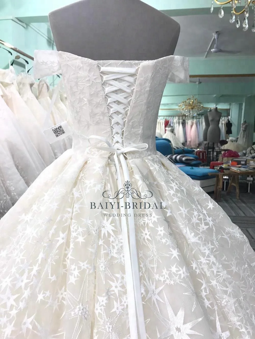 New Design Elegant White Ivory muslim Long Sleeve A Line Lace wedding Dresses vestidos de fiesta