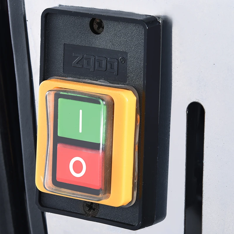 Cleaning roof equipment high pressure car washer with water