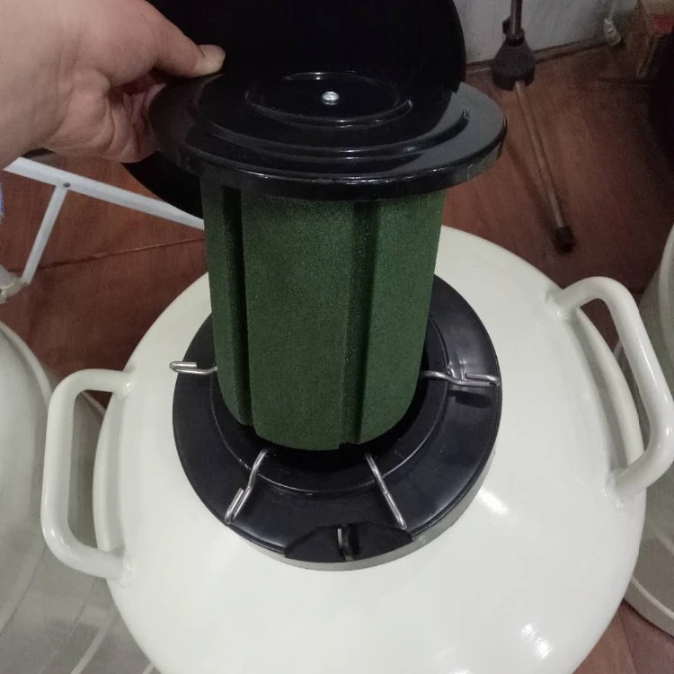 
Резервуар для хранения ветеринарной искусственной осеменения, криогенной семени 