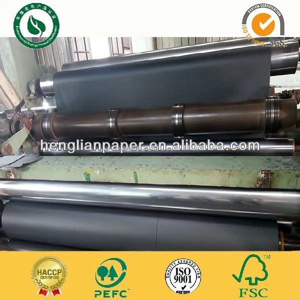 черный крафт-бумаги