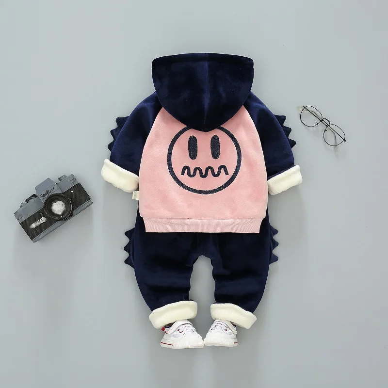 China Alibaba Wholesale Clothing Newborn Baby Boys Clothes With Velvet