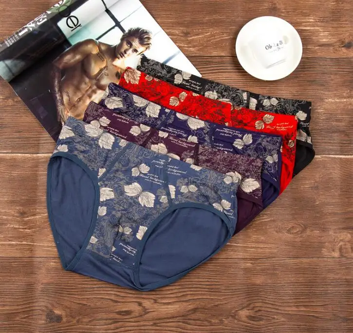 Hot Modal Men Tight Underwear Sexy New Arrival man Briefs Mens Bulge Underwear