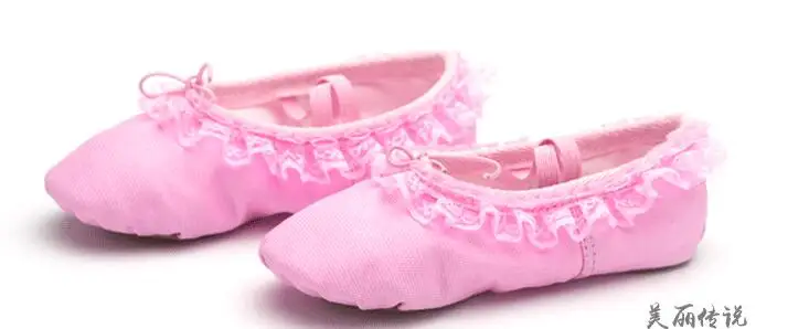 
Wholesale Lovely Red Pink Flesh Lace Attached Canvas Ballet Shoes for Kids 