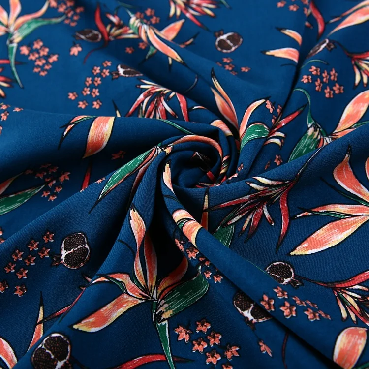 New fashion design 100 percent rayon viscose fabric plain fabrics  rayon woven printing  fabric with good quality