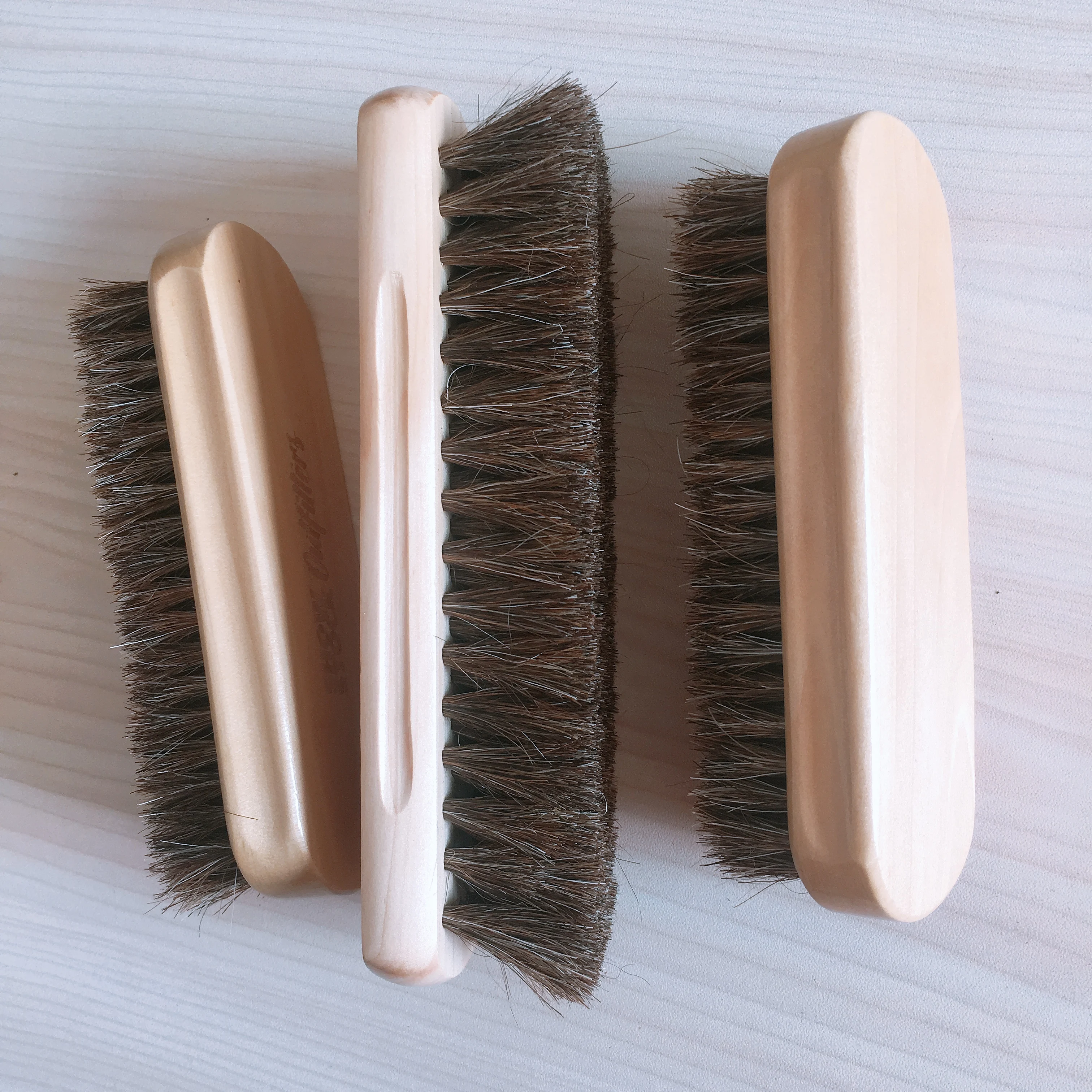 customized pp bristles/horse hair wood handle large shoe clean brush car carpet washing brushes