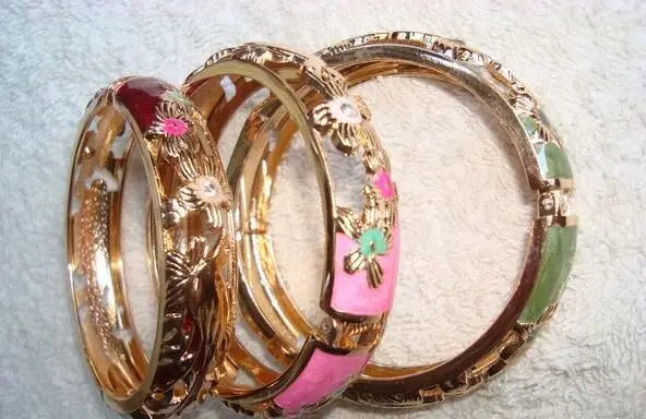 8895 Beautiful Hollow Out Cloisonne Bracelet