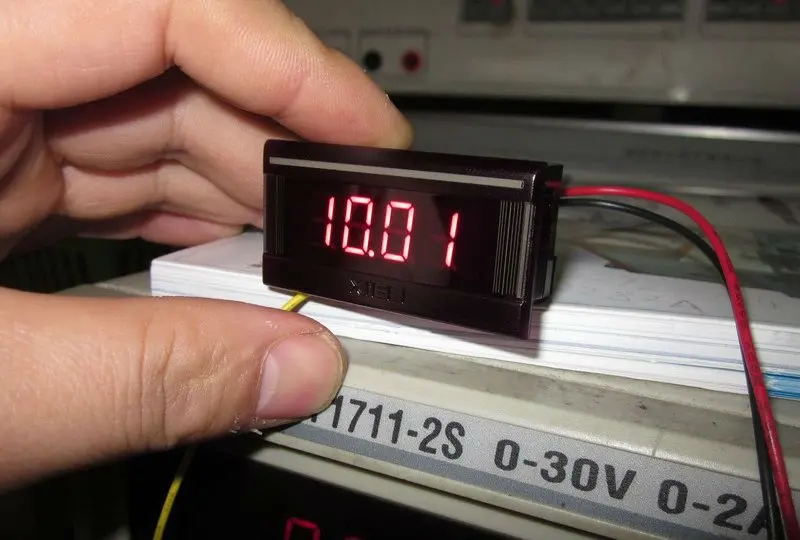 mini dc voltmeter 1999 3 1/2 digit LED display