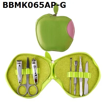 Branded good quality kids baby nail care tools kit manicure pedicure gift set in frog case