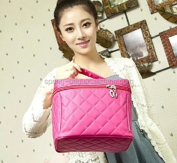 large capacity portable Women Zipper cosmetic bags