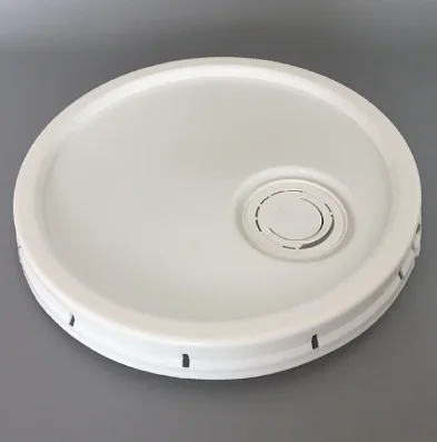 5 gallon plastic pail bucket with lid and pour spout