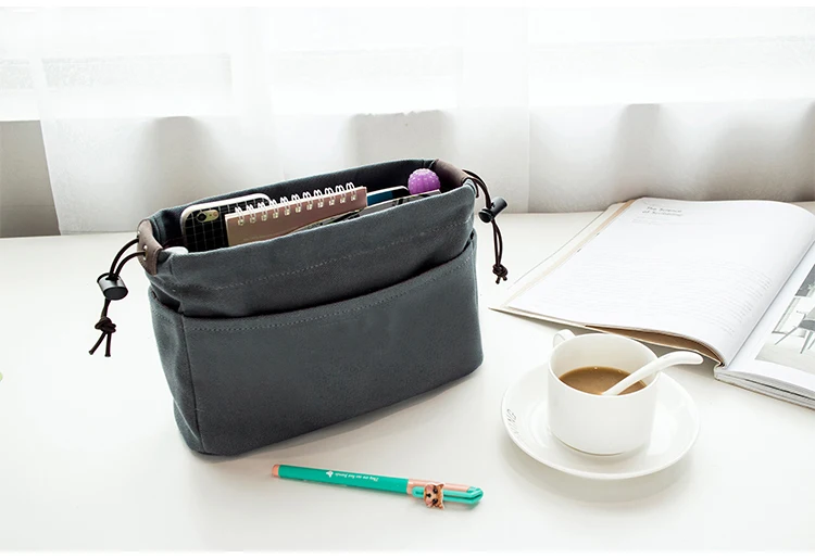 Wholesale premium quality plain plain canvas bag travel cosmetic bag organizer with many alternative colors