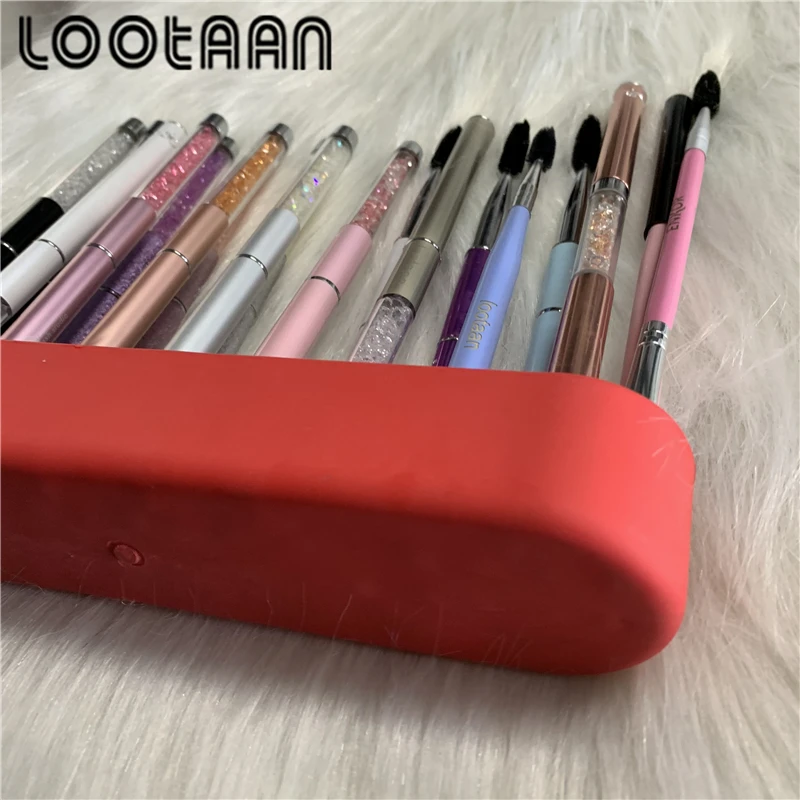 2019 New Design Silicone Makeup Brush Holder Professional Cosmetic Display Box