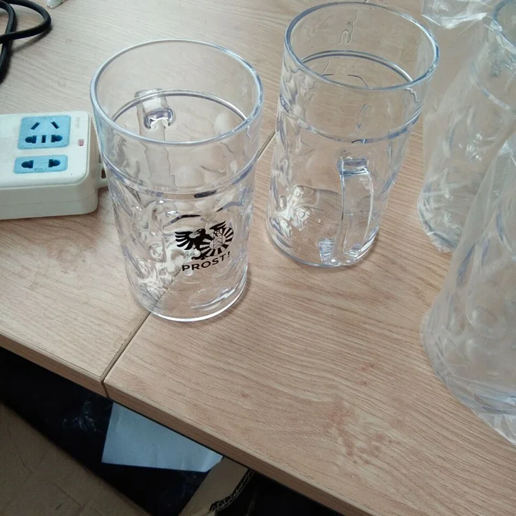 Custom Beer Mug Oktoberfest Style Dimpled Plastic 0.5L Beer Stein for Beer Gardens and Parties