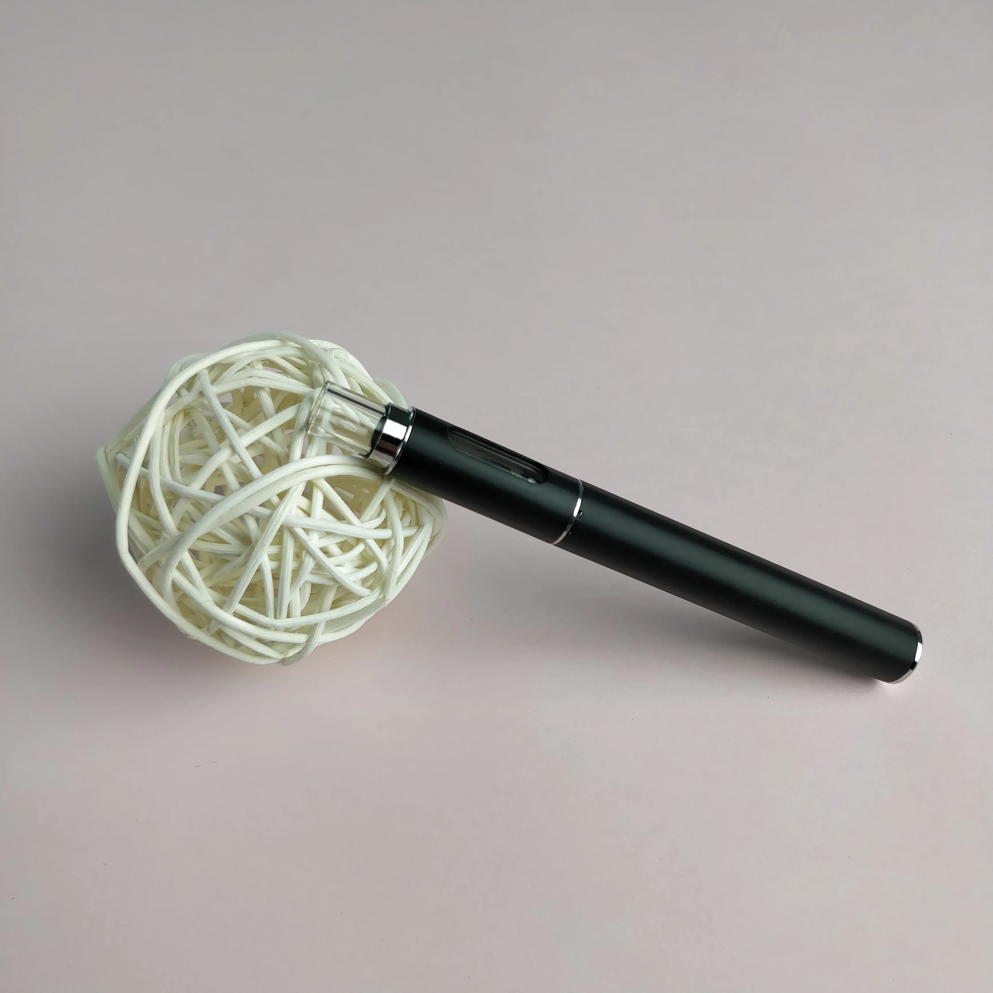 
New arrival electronic atomizer rechargeable vape pen 0.5ml vaporizer ecig for cbd 