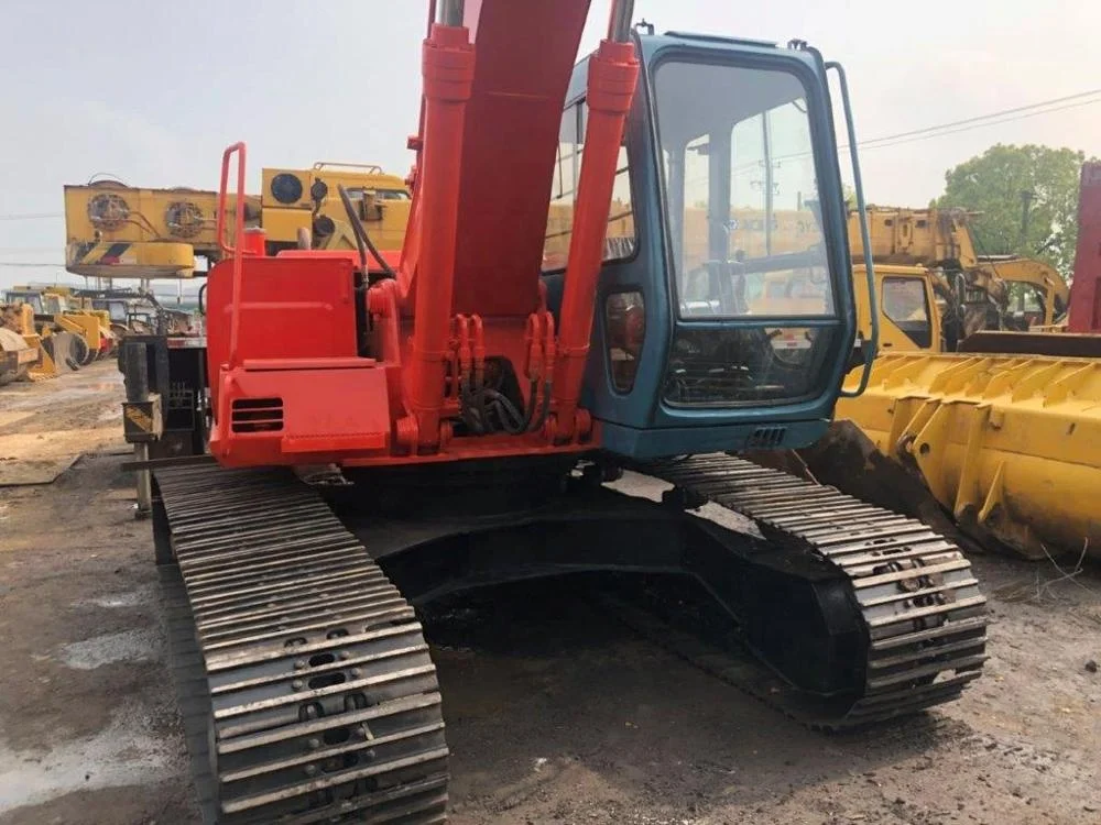 Imported second hand crawler excavator hitachii EX220,Cheap for sale in good condition.