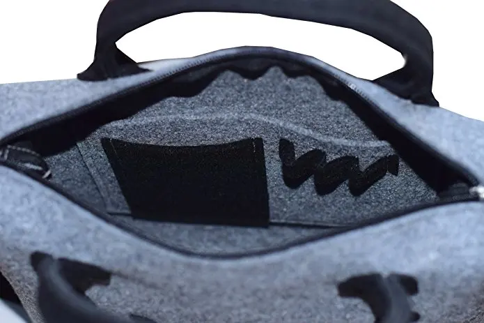 2 Kangaroo Cats oo Handmade Wool Felt Hand Bag Shoulder Bag