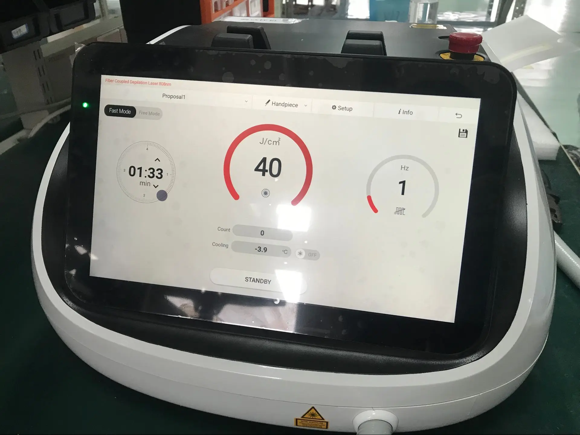 810 diode laser body hair removers CE Diode laser hair removal / 810nm Diode laser Depilation / laser diodo 810