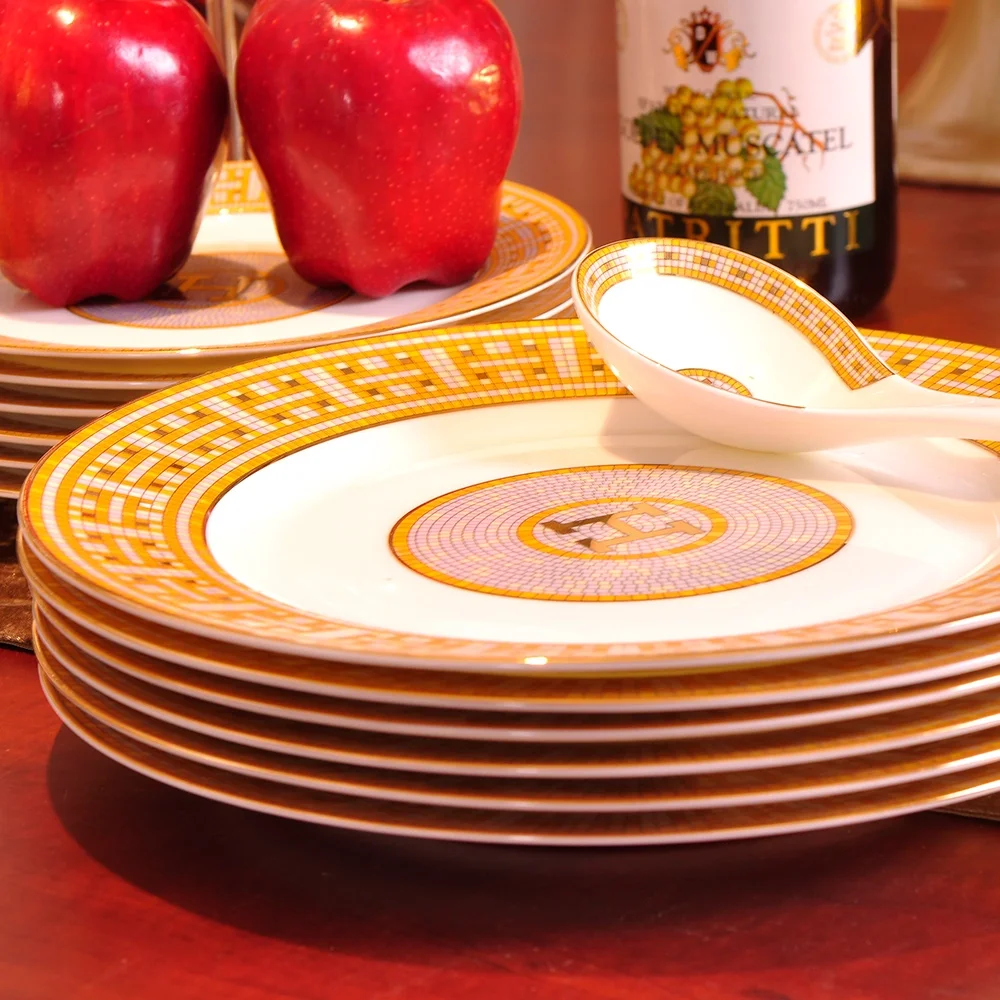 
Chaozhou Factory Luxury Fine Bone China Porcelain Dinner Sets 