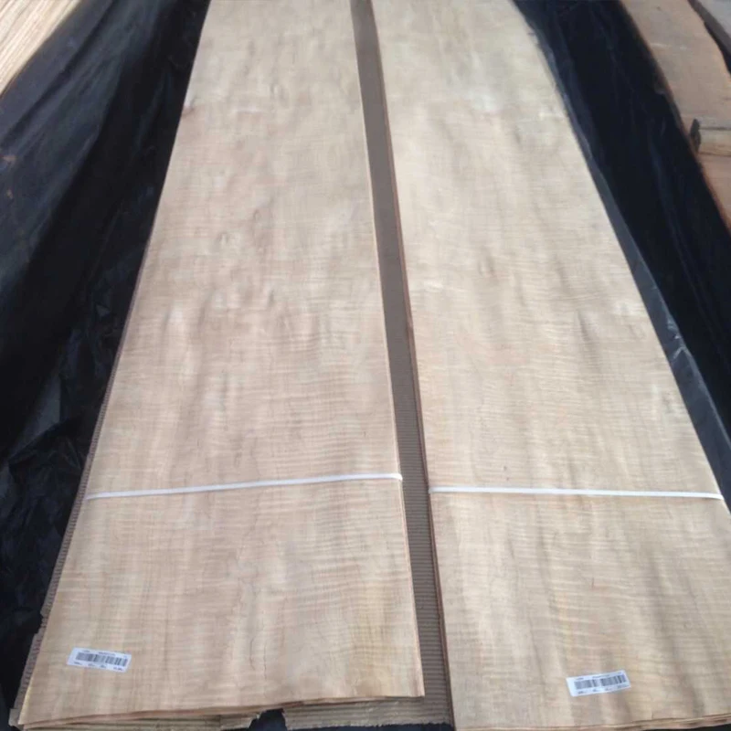 Natural Sliced Cut Canadian Maple Wood Veneer Curly  Veneer For Furniture Decorative