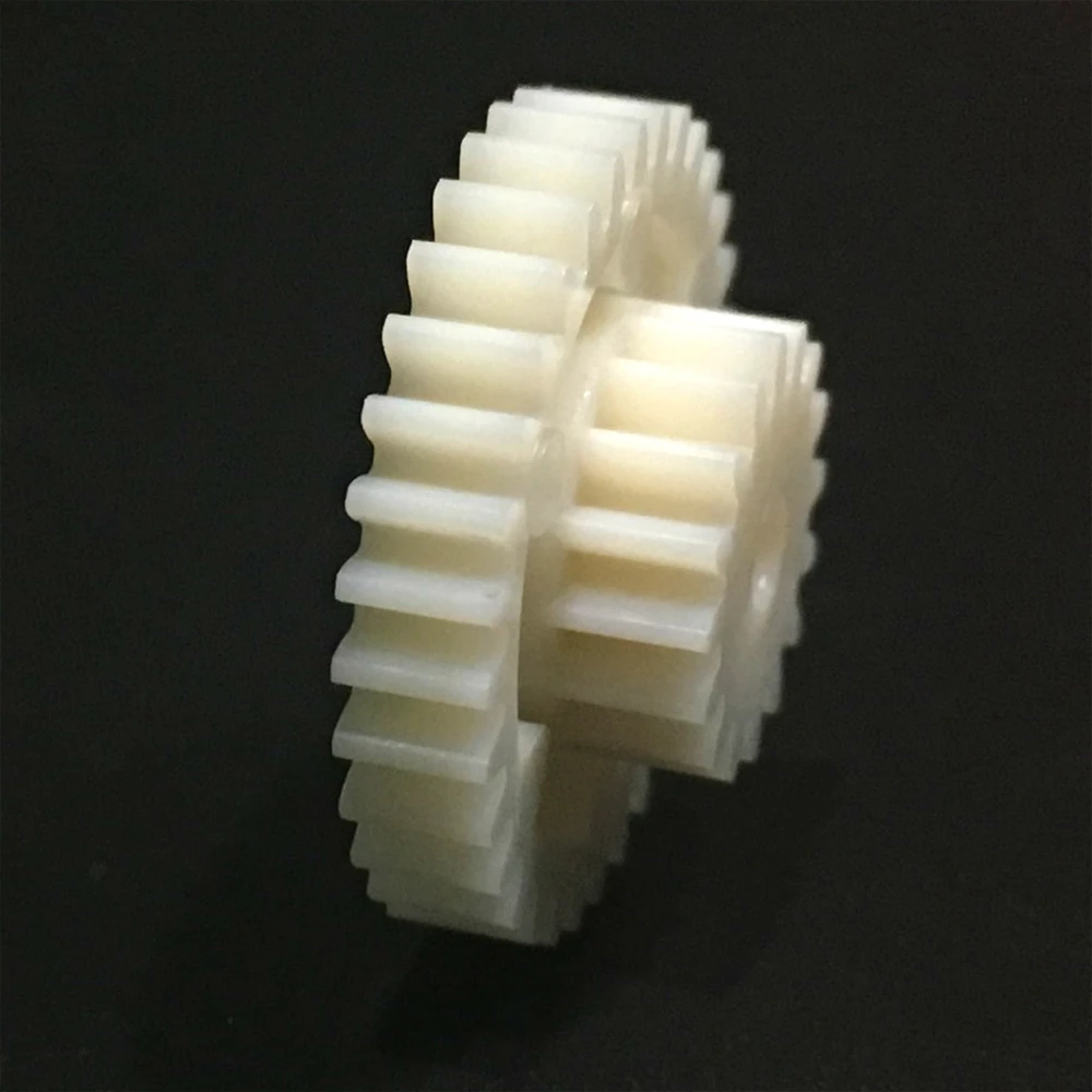 China Dongguan ISO certified factory high quality hot sale POM Double Spur Plastic Gear and gear box motor