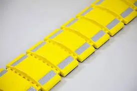 One Way Rolling Out Temporary Speed Ramp Portable Roll Up Speed Bump With Carrying Bag