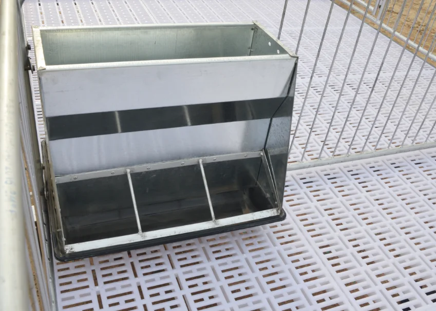Galvanized Pig Farming Equipment hog farrowing crates nursery pen design
