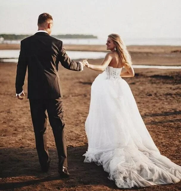Wholesale New Turkey Long Sleeve Bride Wedding Dress