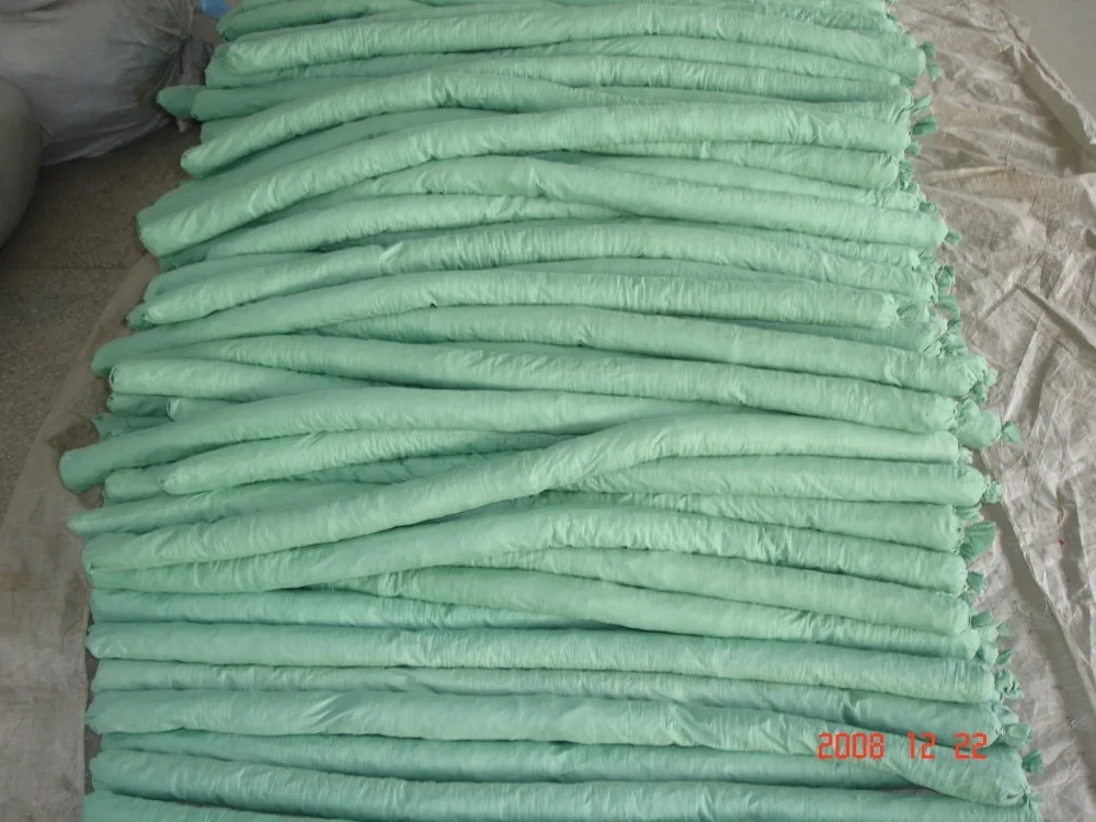 Комплект для реагирования на пролив, масляные и водные абсорбирующие носки для экстренного реагирования