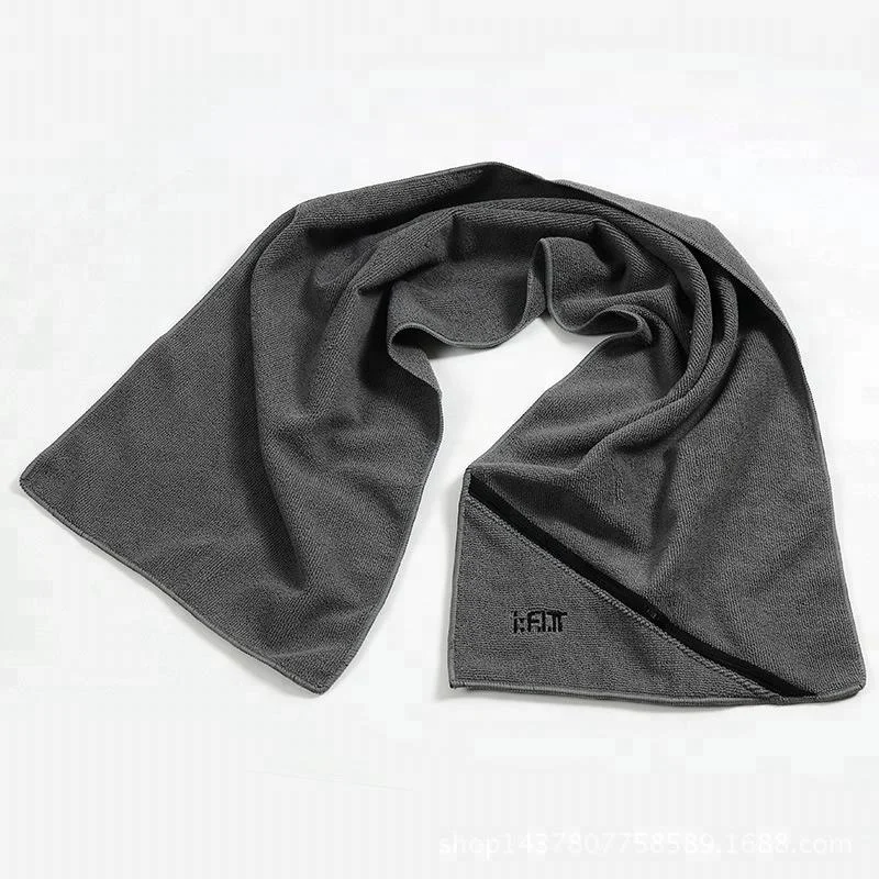China Supplier Microfiber Gym Towel With Zipper Pocket
