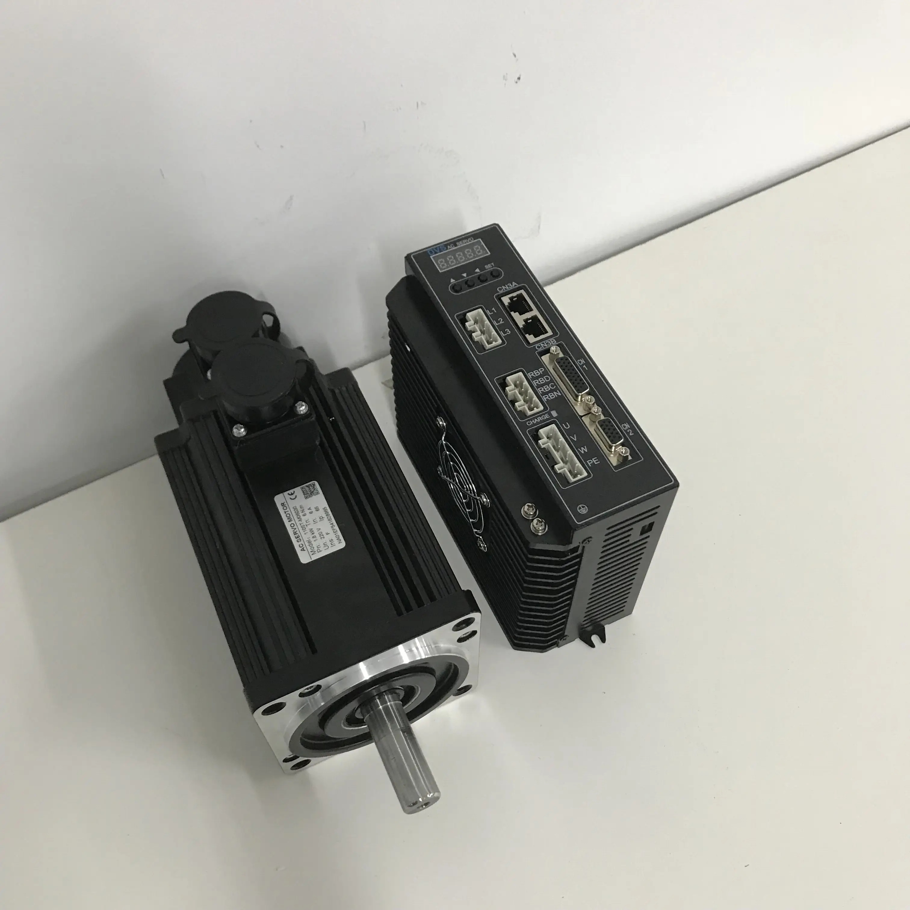 750W 2.4N.m 3000rpm encoder automatic ac servo motor