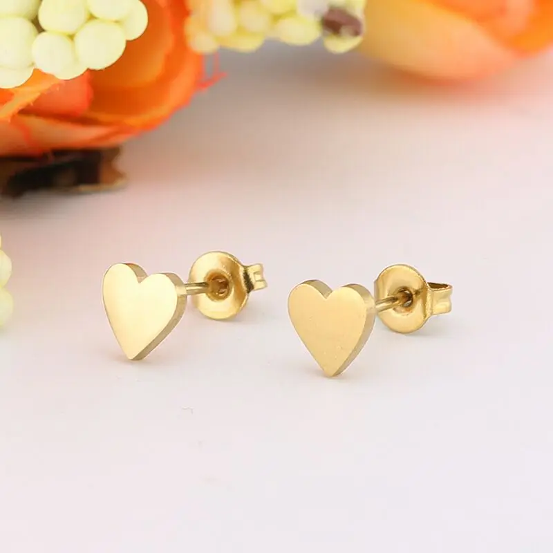 Wholesale Trendy Fancy Metal Craft Fashion Earring Custom Surgical Grade Stainless Steel Silver Gold Heart Stud Earring
