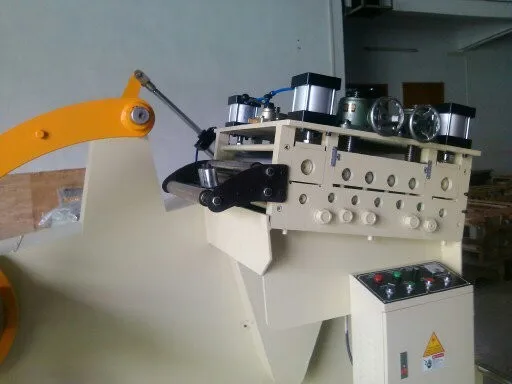 Haiwei manual decoiler straightener 2 in 1 machine