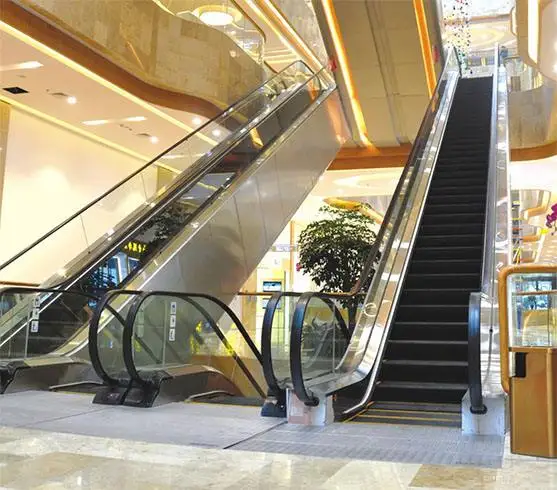 High- end definition without noise step 600-800-1000 35 angle escalator