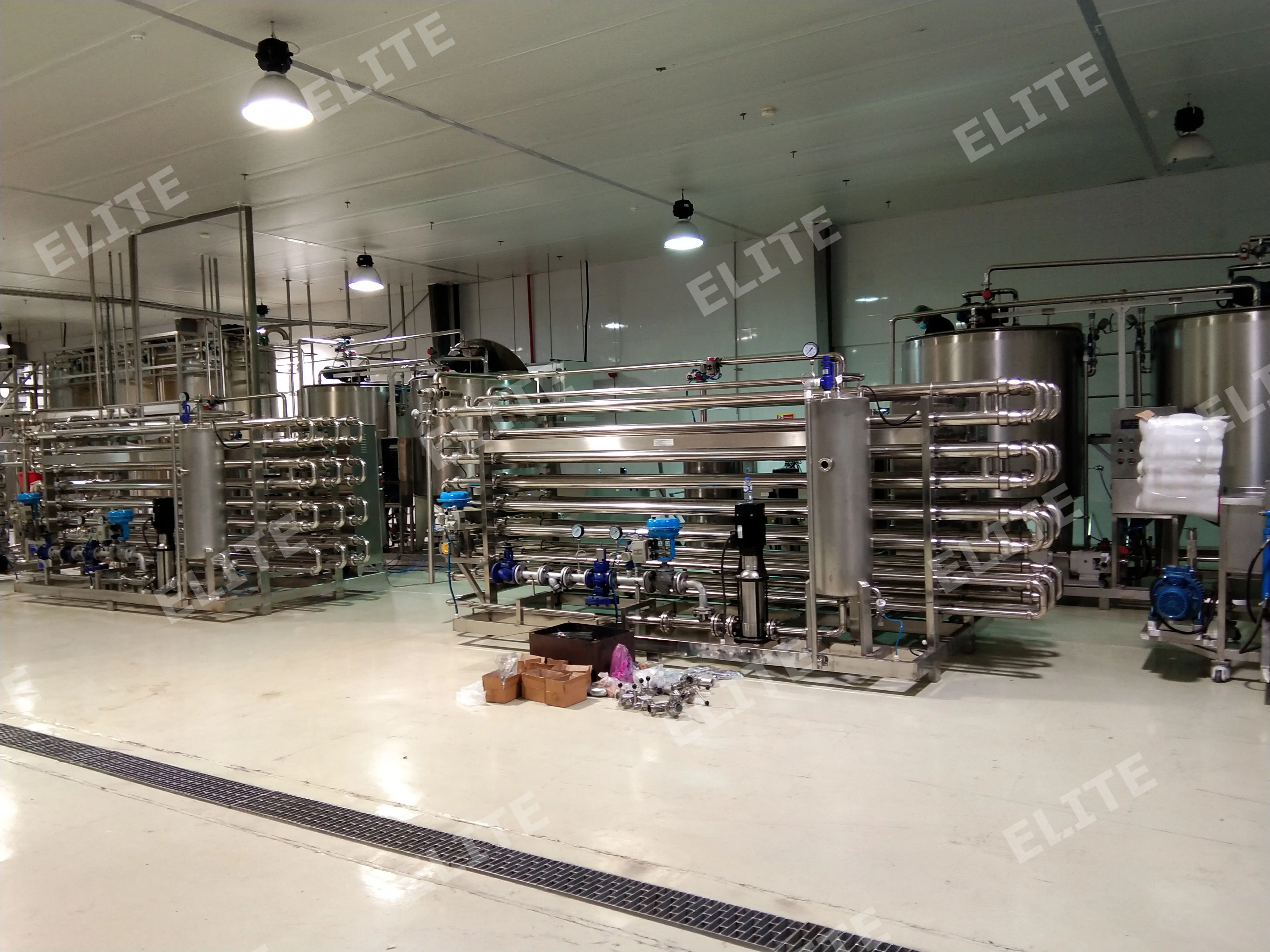 Milk pasterizer machines and chilling machines