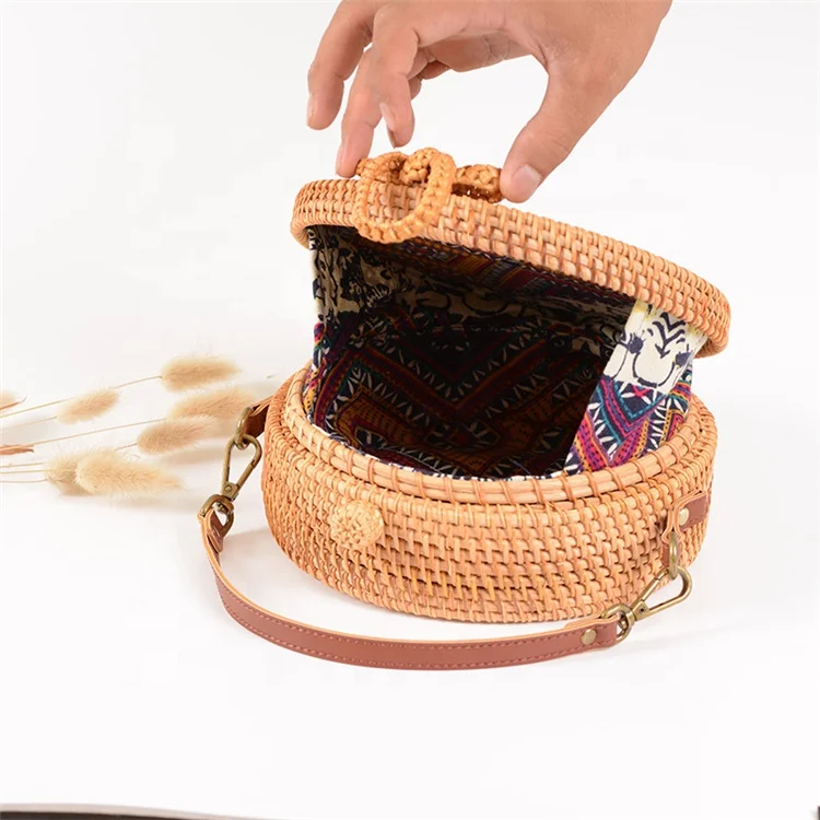 2024 Round Straw Bags Women Summer Rattan Bag Handmade Woven Beach Cross Body Bag Circle Bohemia Handbag Bali Lowest price