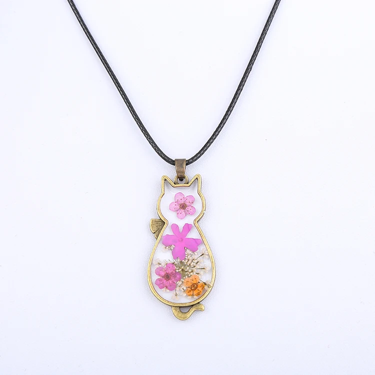wholesale Fashion Real Flower Accessories Cat Shape Resin Pendant Necklace