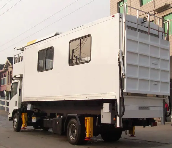 Airport Aircraft Ambulift truck for GSE