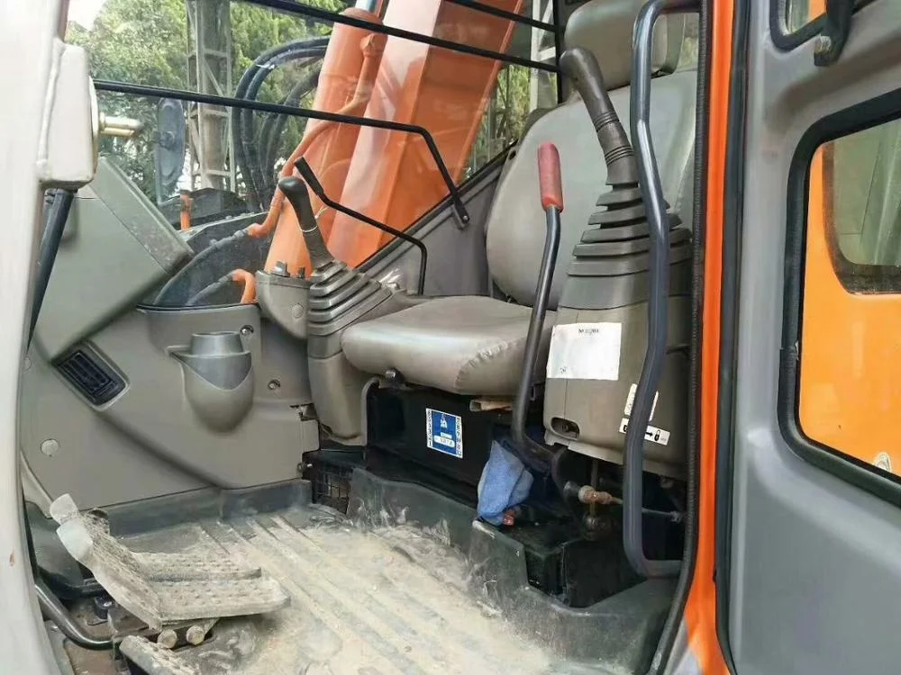 Б/у экскаватор Hitachii ZX75US б/у экскаваторы Hitachi ZX70 ZX75 7