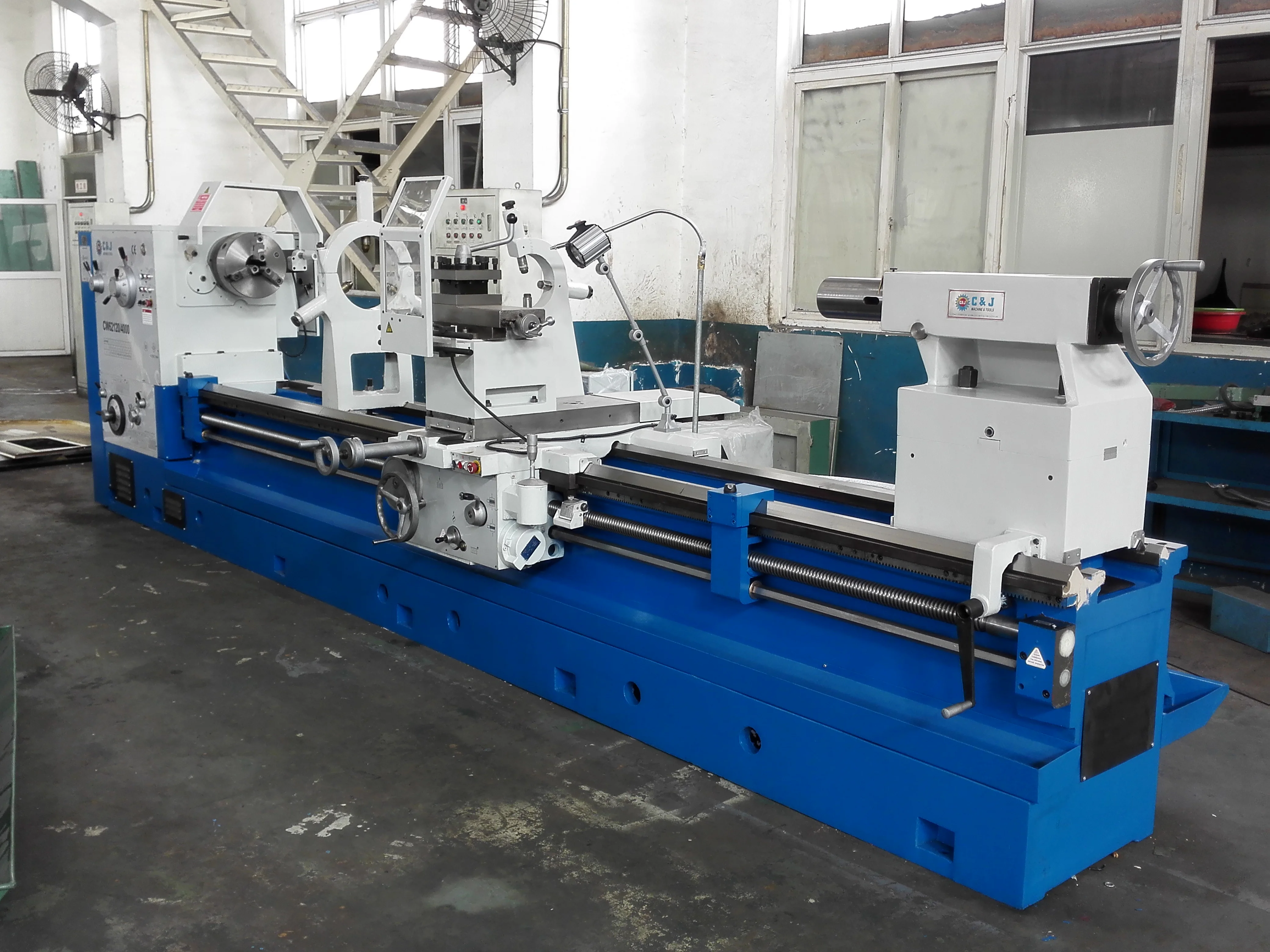 CW Bed width 600mm High Precision Universal Chinese Metal Lathe Machine Price