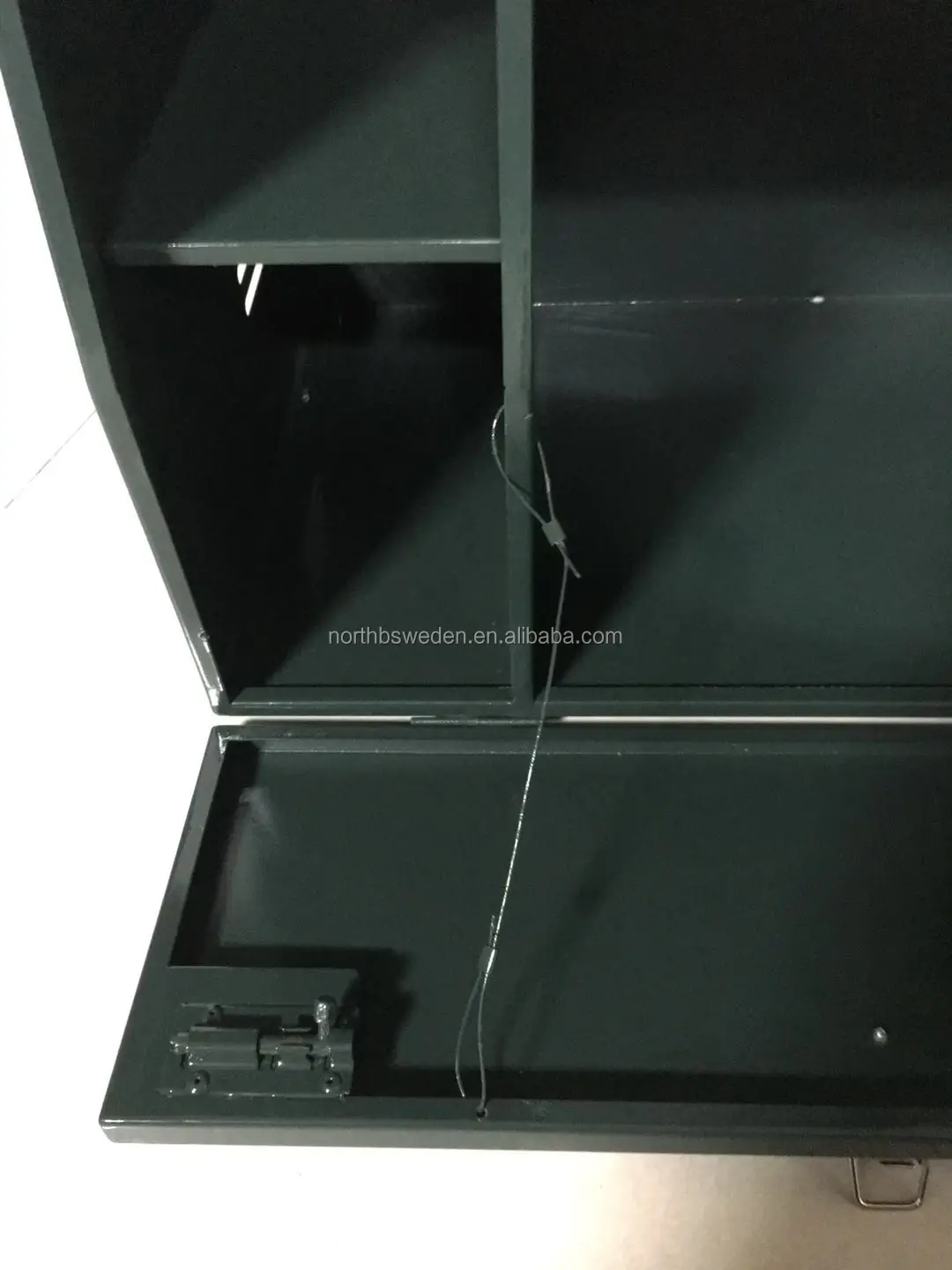 heavy duty saddlery grooming box