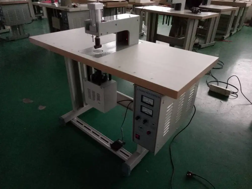 ultrasonic spot welding machine