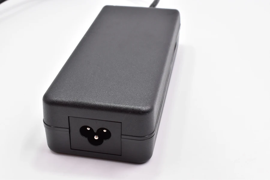 ac dc charger 65w 3.42a 19v 5.5*2.5mm laptop power adapter for Toshiba